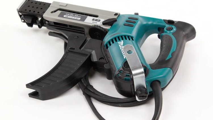 Wkrętarka z magazynkiem do wkrętów na taśmie Makita 470W